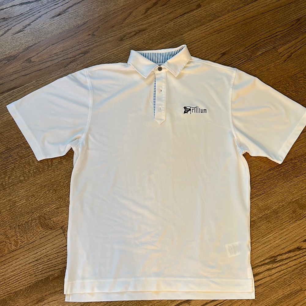 Men’s Footjoy golf polo. White polyester/spandex. SZ M. Trillium Club logo